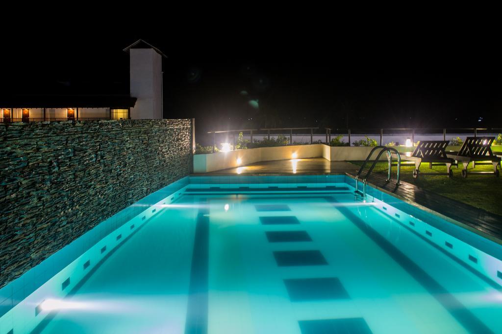Refresh Hotel Hikkaduwa Eksteriør bilde
