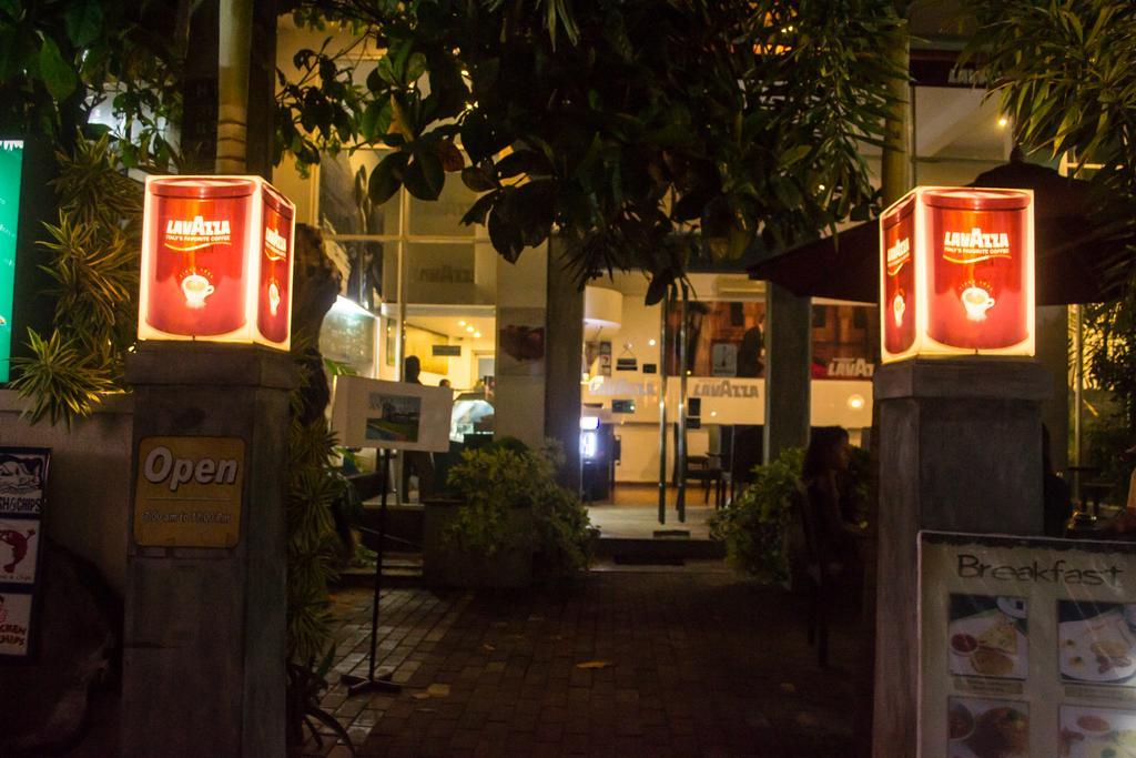 Refresh Hotel Hikkaduwa Eksteriør bilde