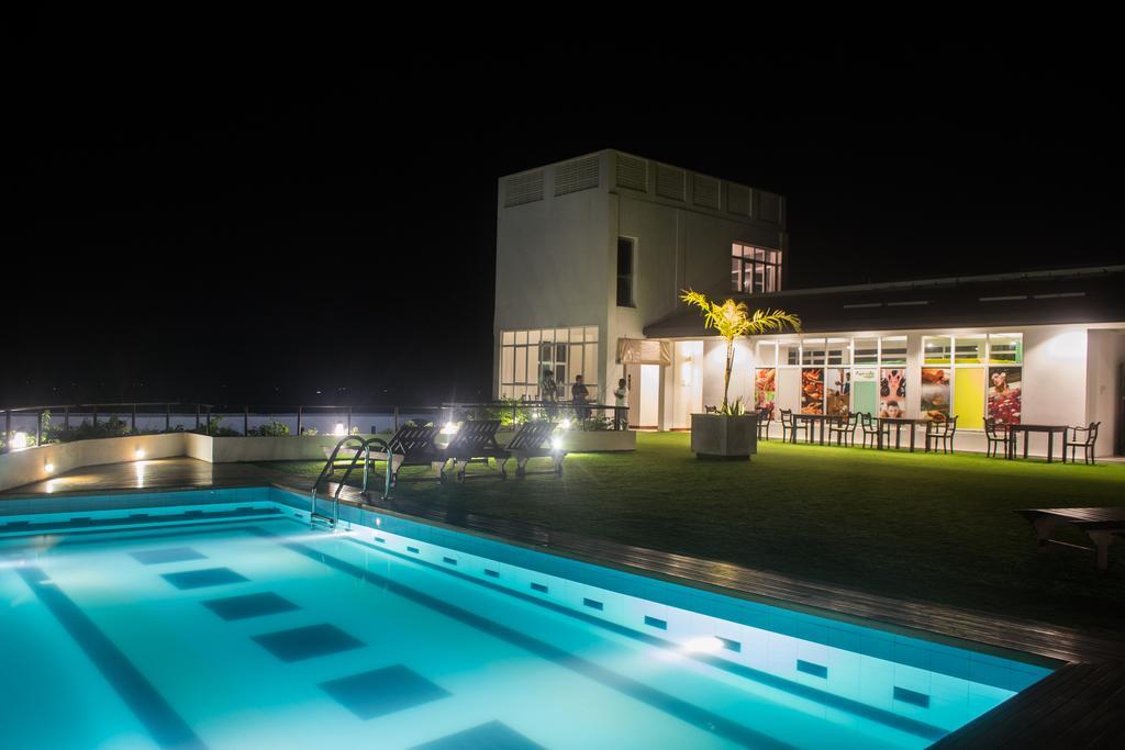 Refresh Hotel Hikkaduwa Eksteriør bilde