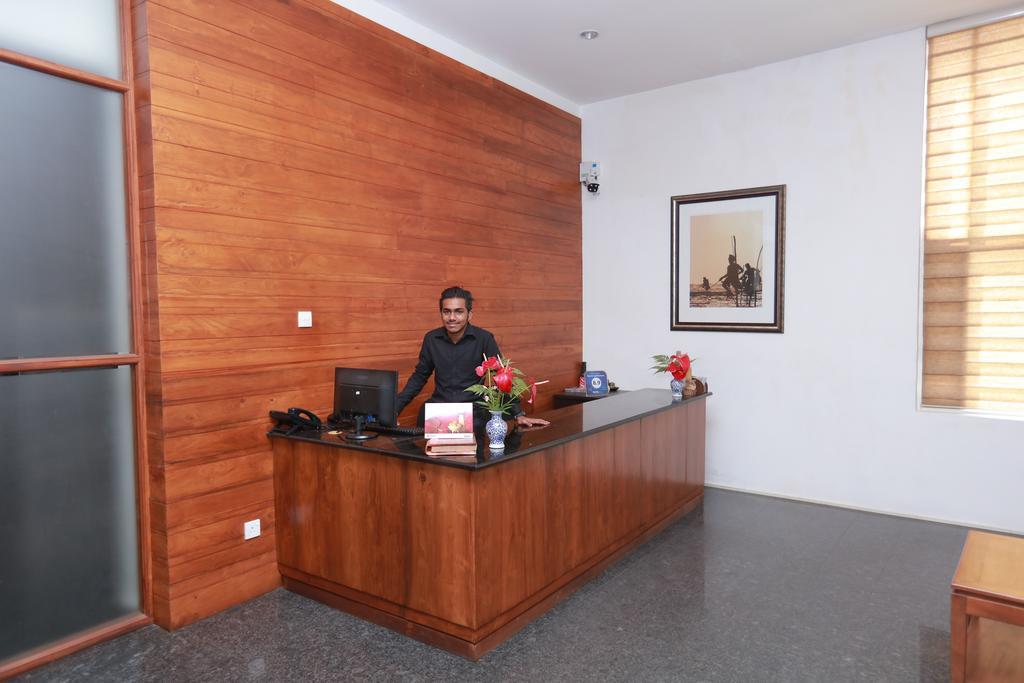 Refresh Hotel Hikkaduwa Eksteriør bilde