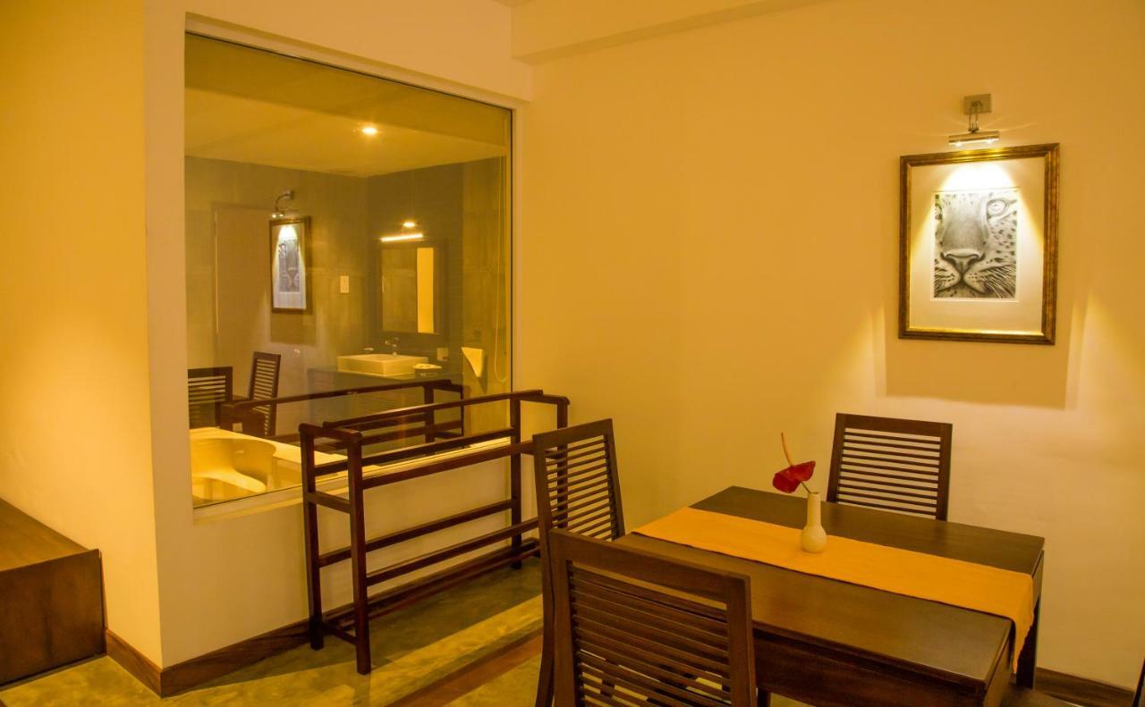 Refresh Hotel Hikkaduwa Eksteriør bilde
